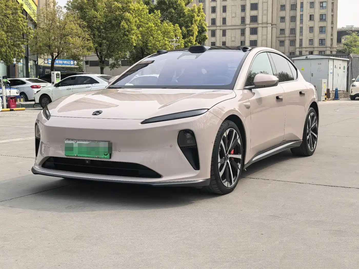 NIO NIO ET5