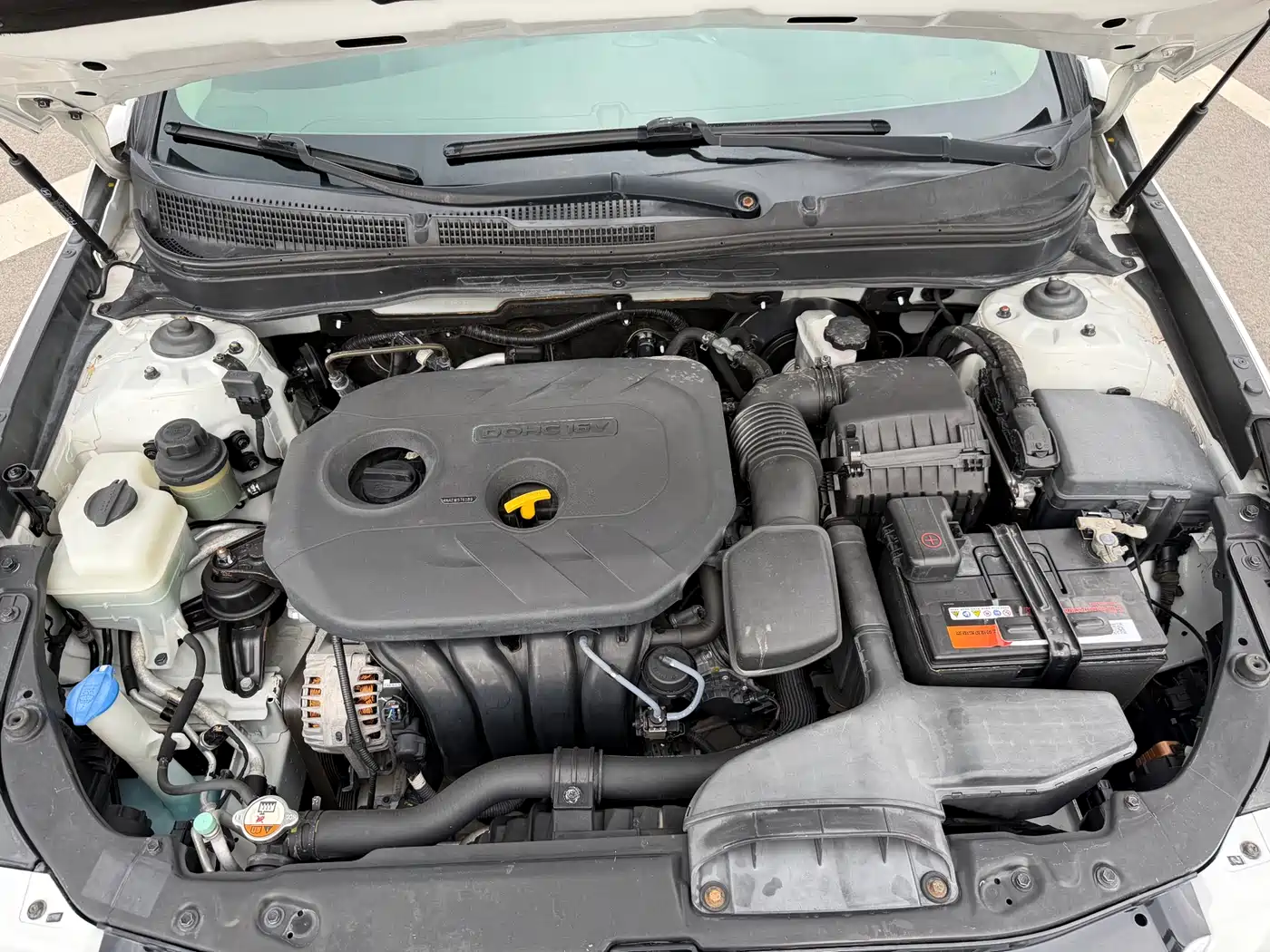 Hyundai Sonata 2014 2.0L Automatic Luxury фото 15