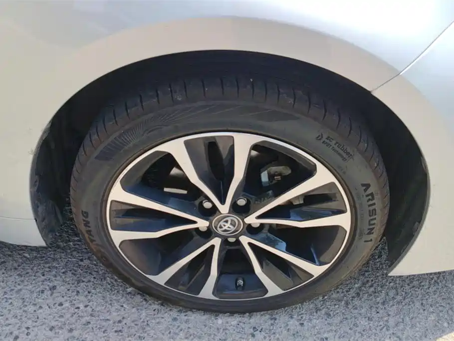Toyota Levin 2022 Dual Engine 1.8H E-CVT Sport Edition фото 6