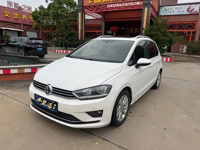 VOLKSWAGEN GOLF*JIAYU