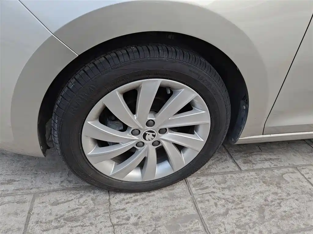 Škoda Rapid 2019 1.5L Automatic Comfort China V фото 23