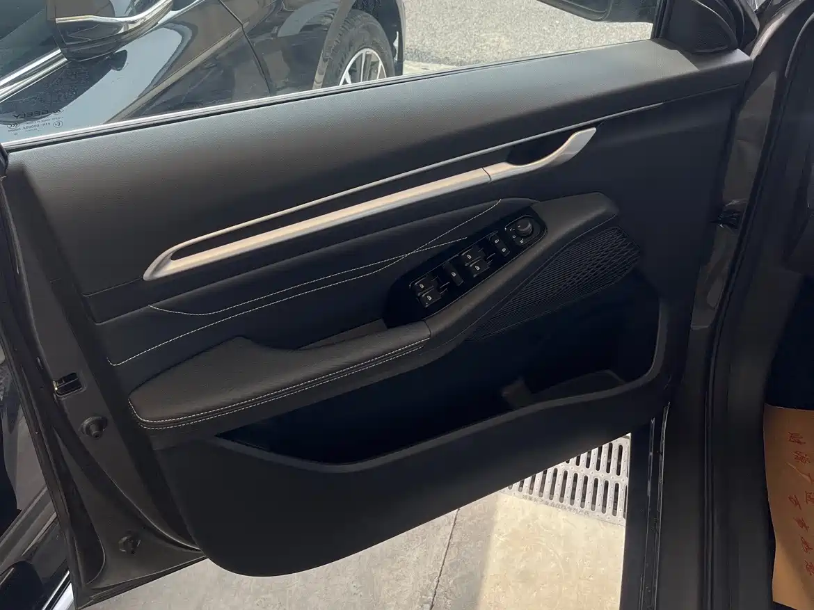 GEELY AUTOMOBILE EMGRAND