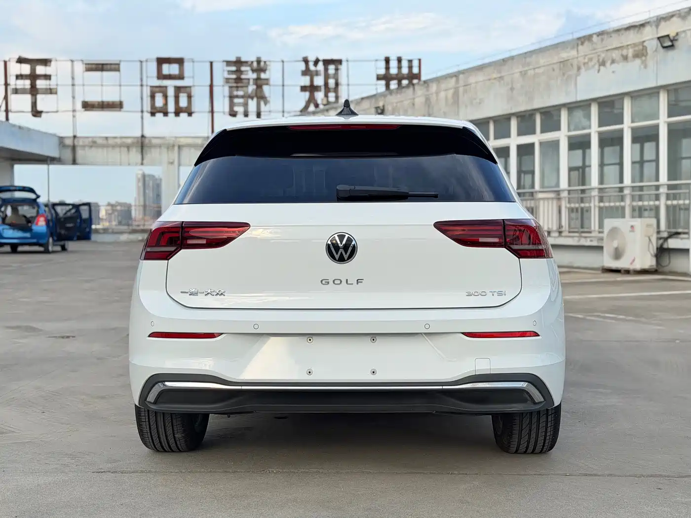 Volkswagen Golf 2025 2025 300TSI Pro