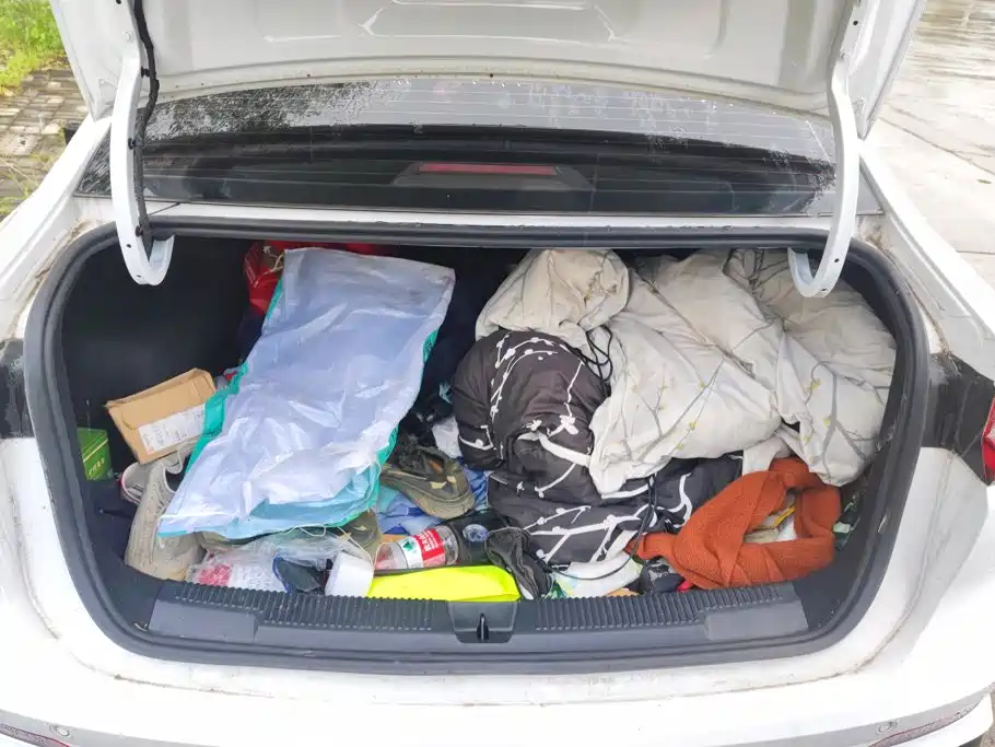 Roewe i5 2025 2026 1.5L Manual STD