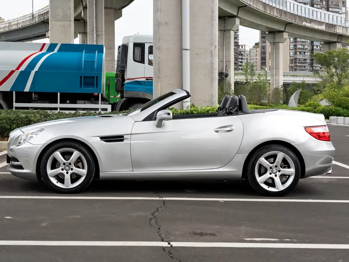 Mercedes-Benz SLK-Class 2012 2011 SLK 200 Fashion