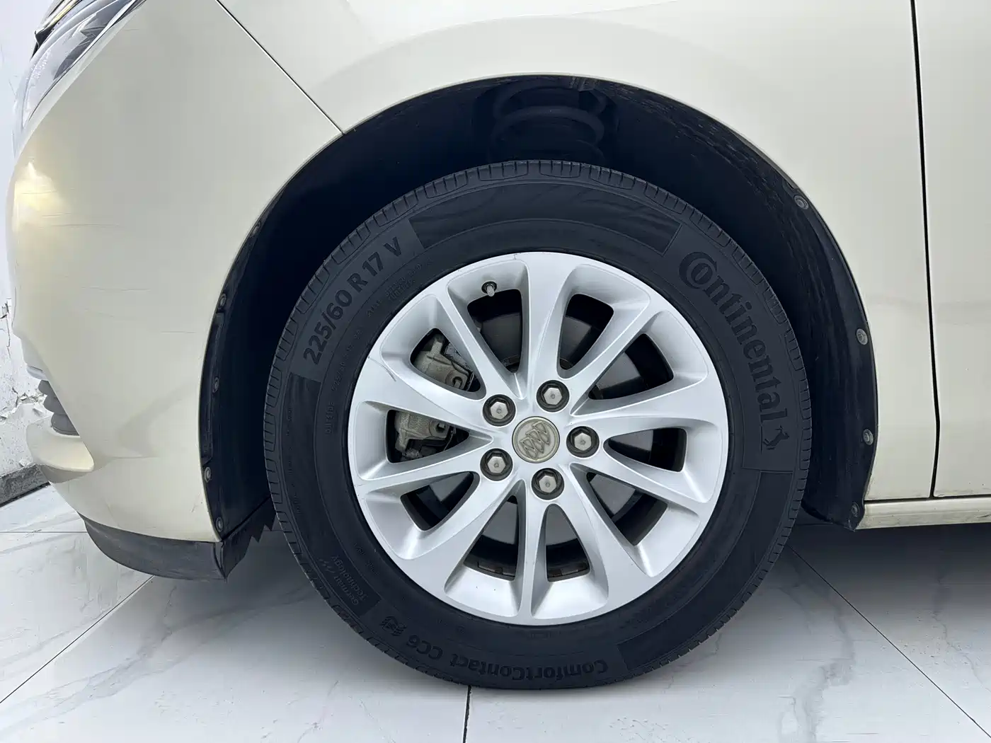 Buick GL8 2017 ES 28T Premium China V фото 7