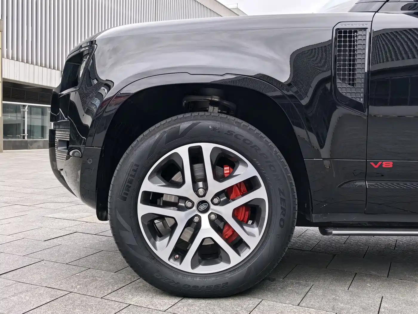 LAND ROVER GUARD
