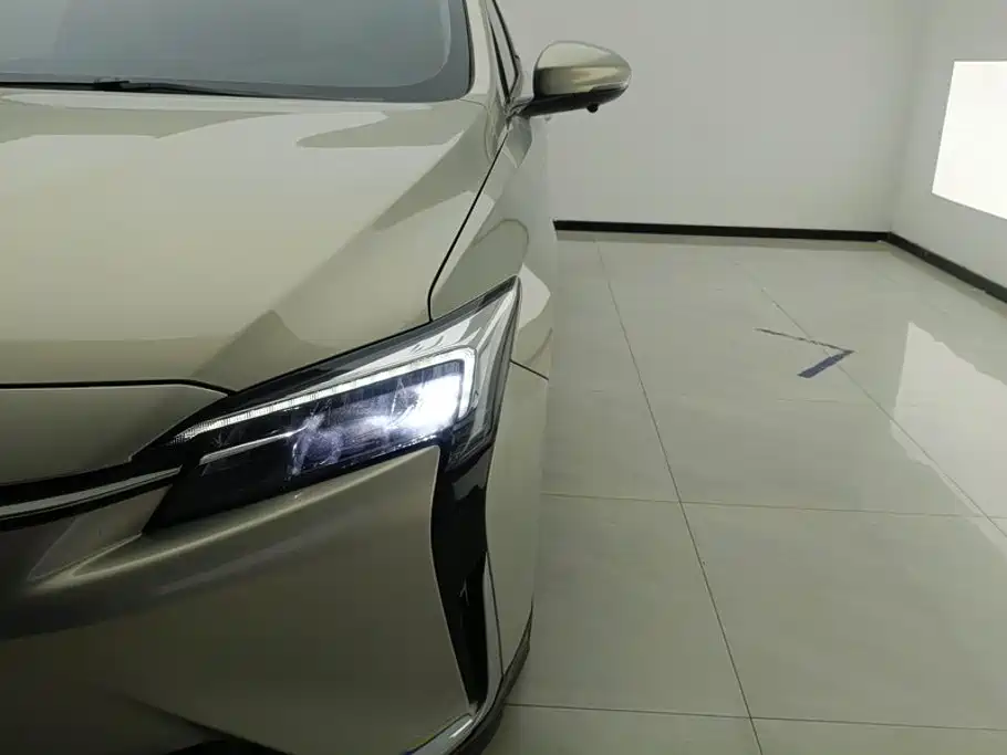 Buick Velite 6 2024 2024 Model 430km Premium Edition