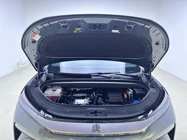 BYD Tang L 2025 DM 175KM Drone Player Edition фото 12