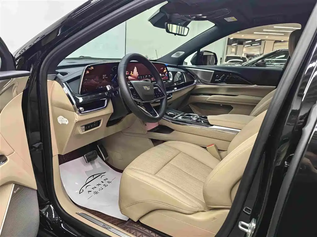 Cadillac XT5 2025 2025 2.0T Premium Model