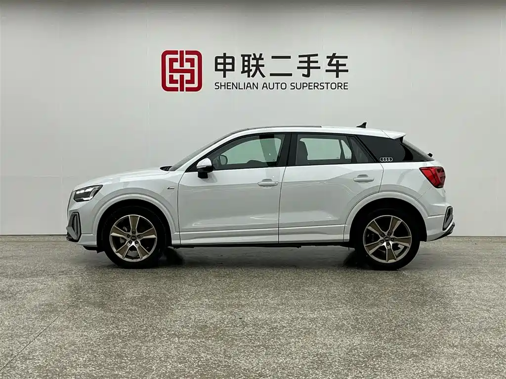 Audi Q2L 2022 35 TFSI Fashion Dynamic фото 4