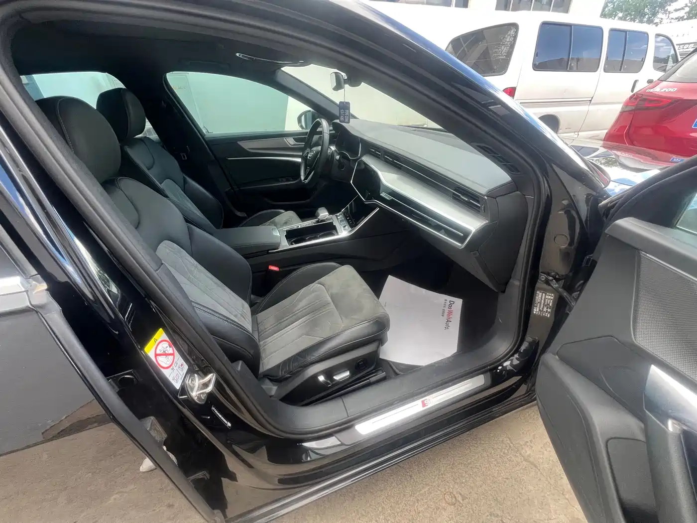 Audi A6L 2024 40 TFSI Luxury Dynamic фото 8