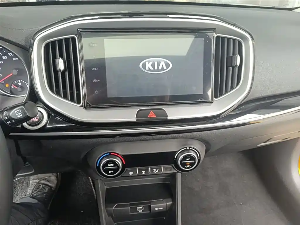 Kia KX1 2021 1.4L CVT Fun Sunroof Version фото 13