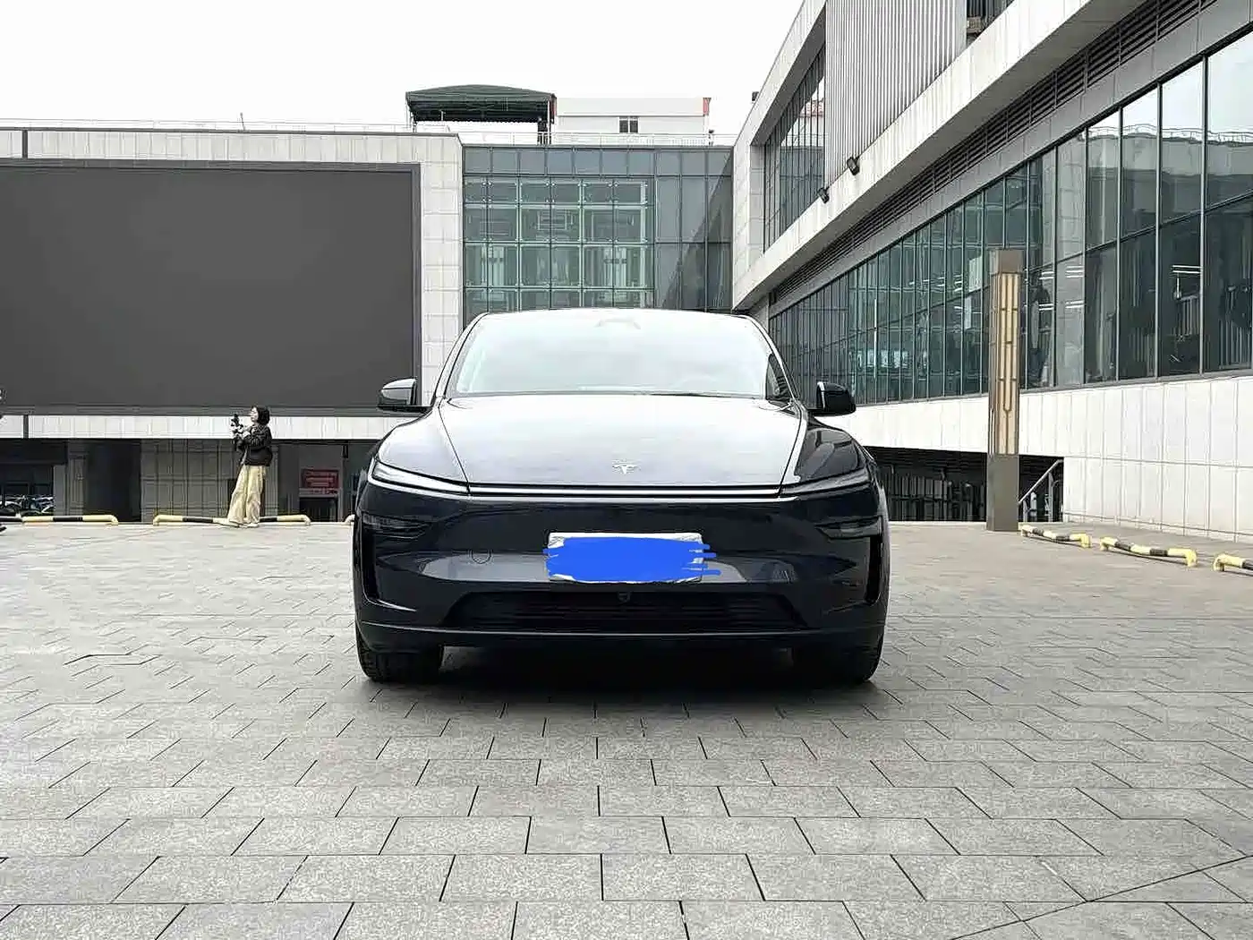 Фото 2 - Tesla Model Y