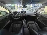 Photo 5 - Audi Q2L