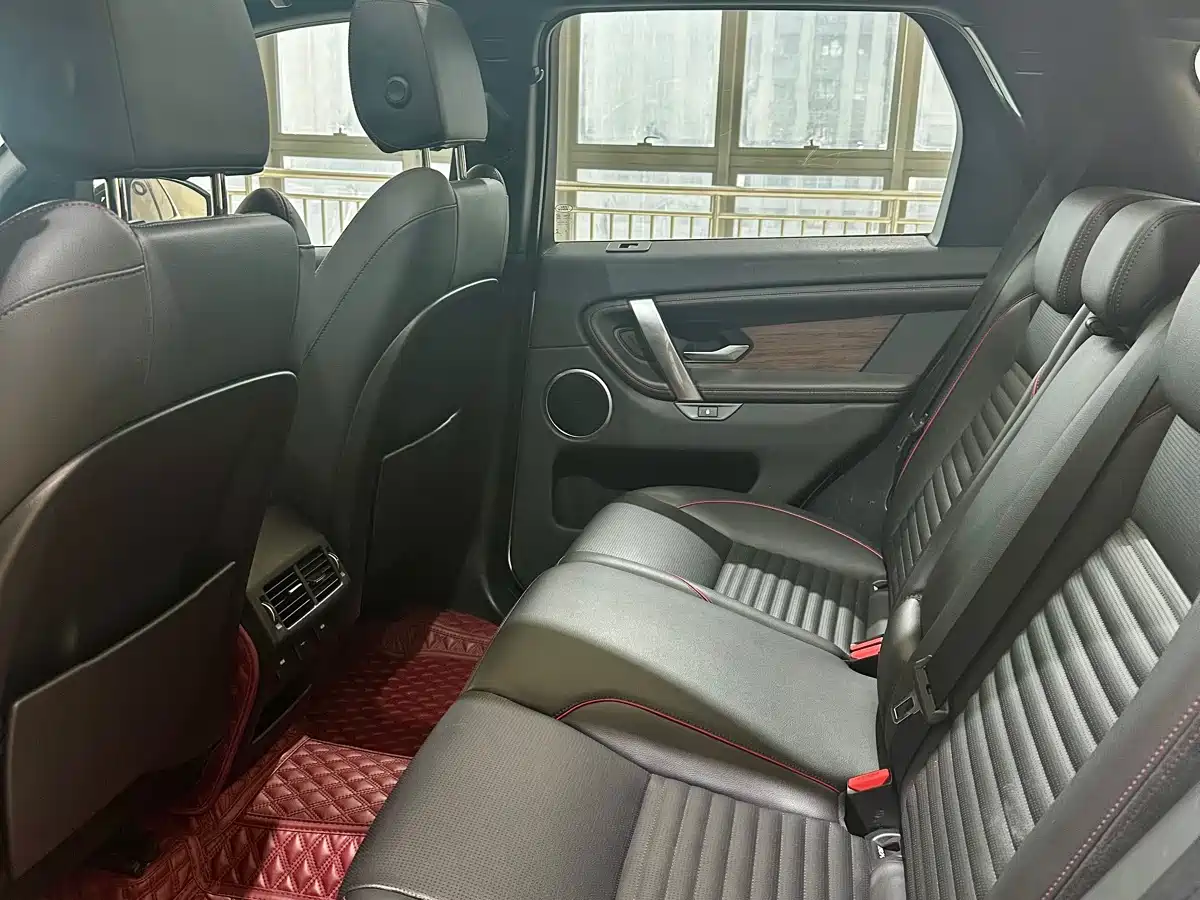 Land Rover Discovery Sport 2020 249PS R-Dynamic Performance фото 10