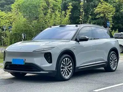 NIO ES6
