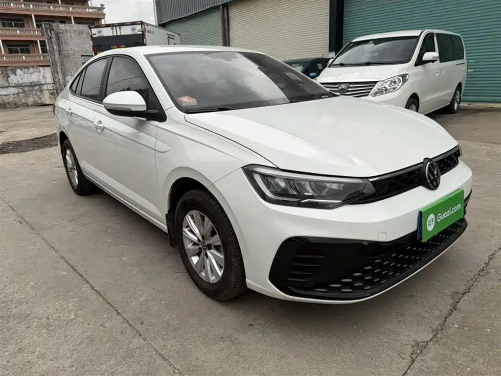 Volkswagen Lavida 2023 Xinrui 1.5L Auto Xinyi Edition фото 9