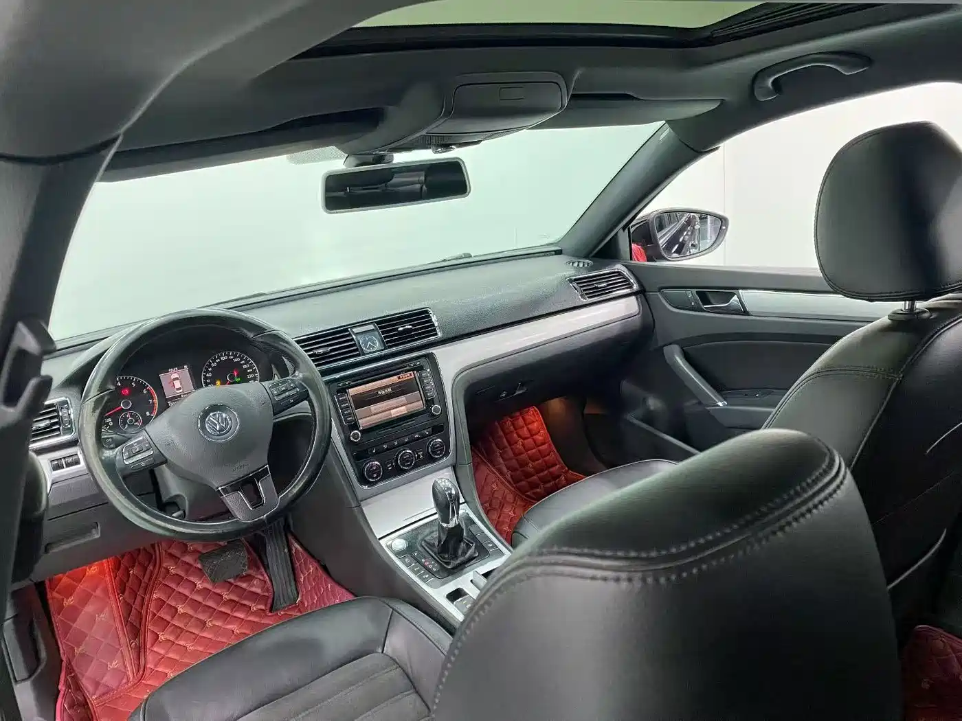 Photo 6 - Volkswagen Passat