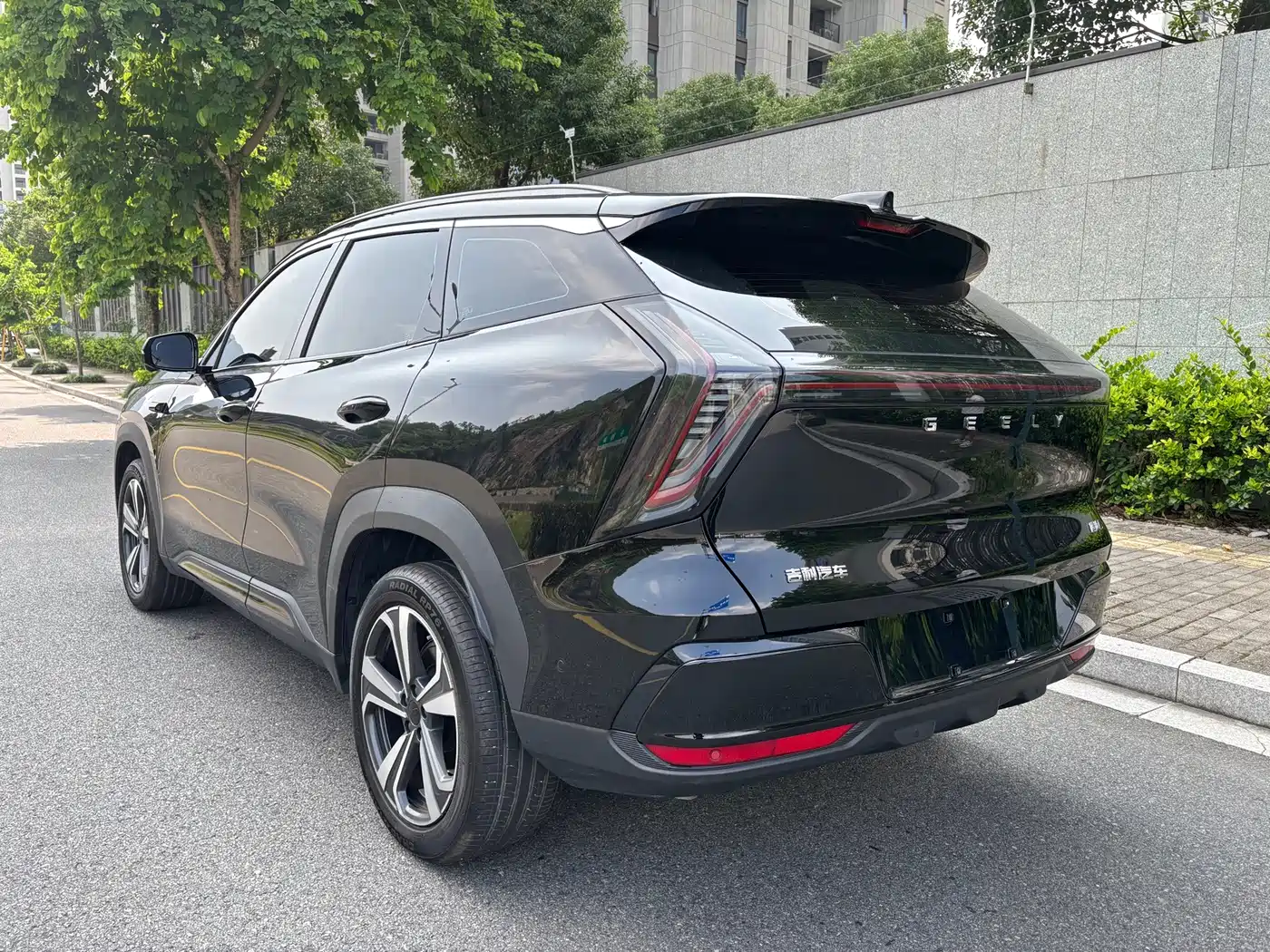 Geely Atlas L 2026