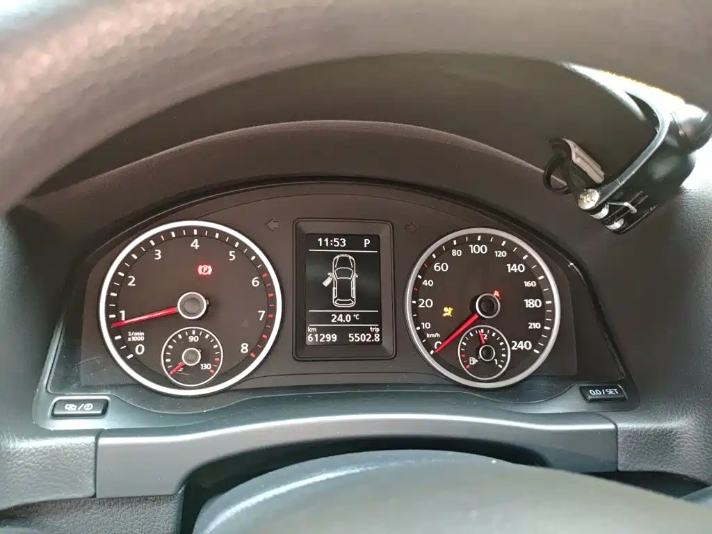 Фото 12 - Volkswagen Tiguan