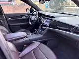 Photo 22 - Cadillac XT6