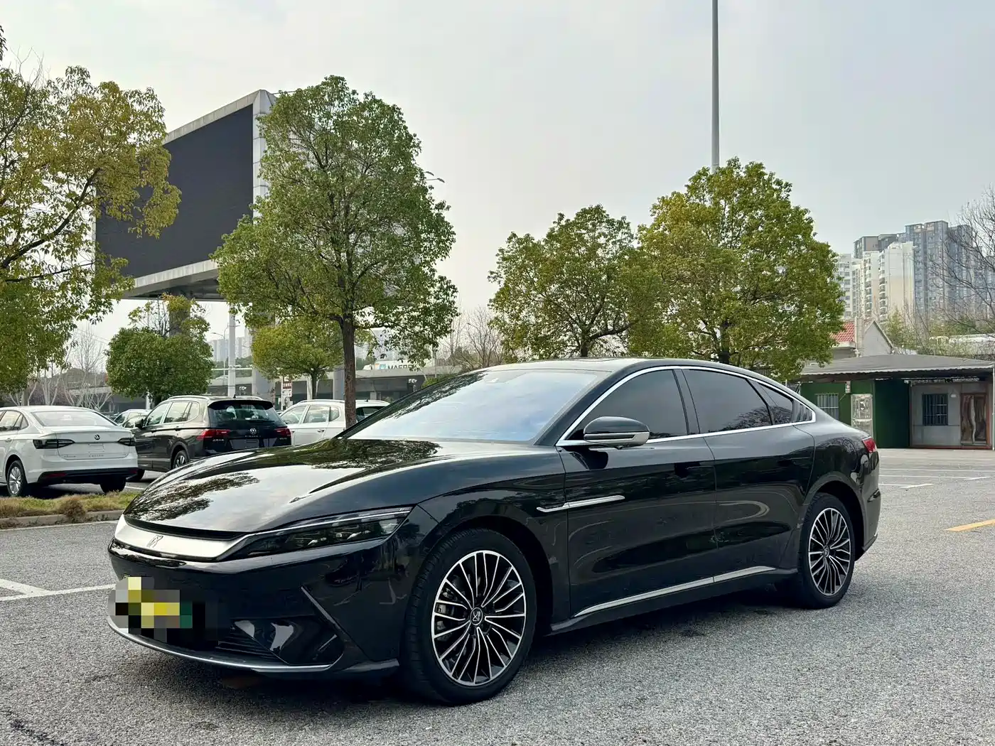 BYD Han 2023 EV Champion Edition 605KM FWD Premium