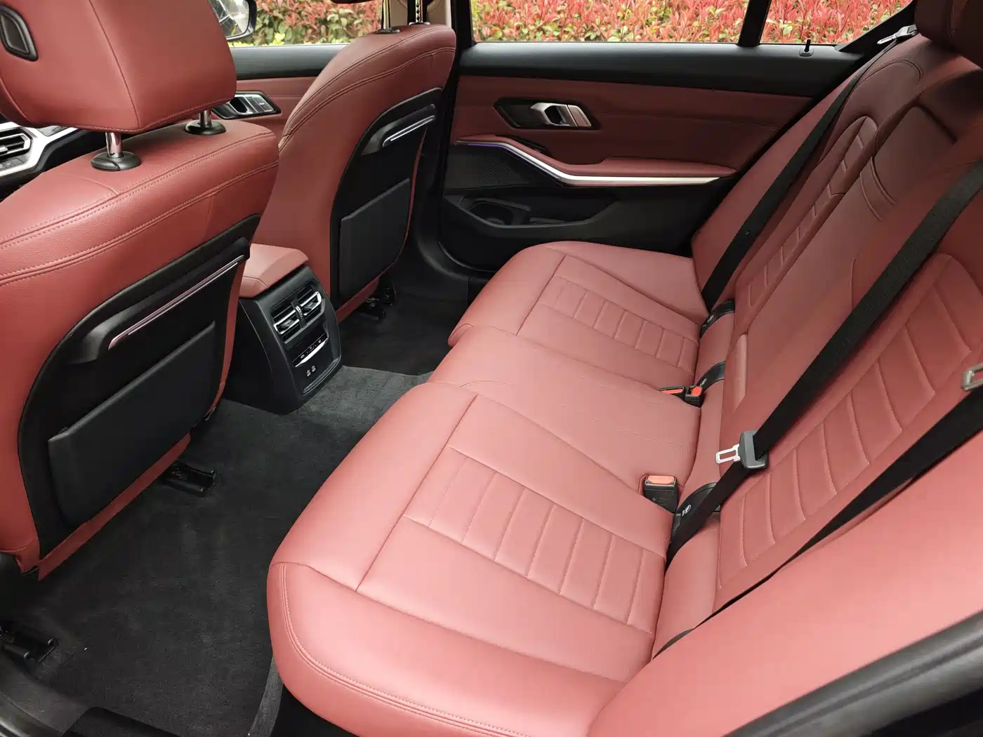 BMW 3 Series 2021 325Li xDrive M Sport Package фото 13