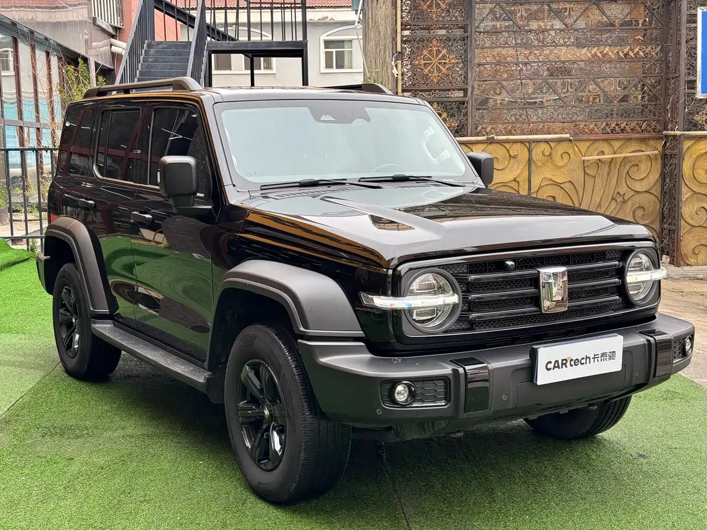 Tank 300 2023 Off-Road Edition 2.0T Challenger фото 3