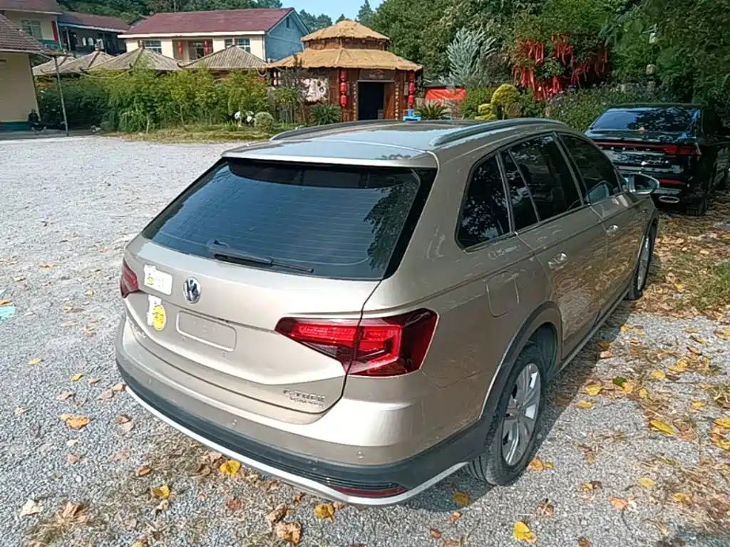 Volkswagen C-TREK 2018 2018 230TSI DSG Comfort