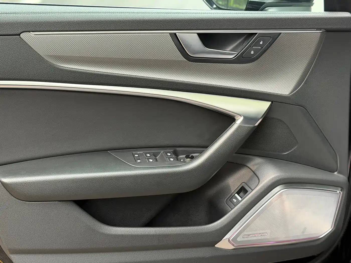Audi A6L 2022 45 TFSI quattro Premium Dynamic фото 6