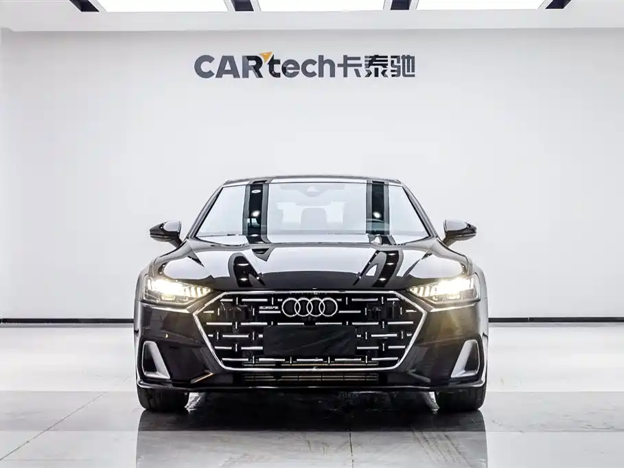 Audi A7L 2024 45TFSI S-line Dream Edition Crystal Package фото 2