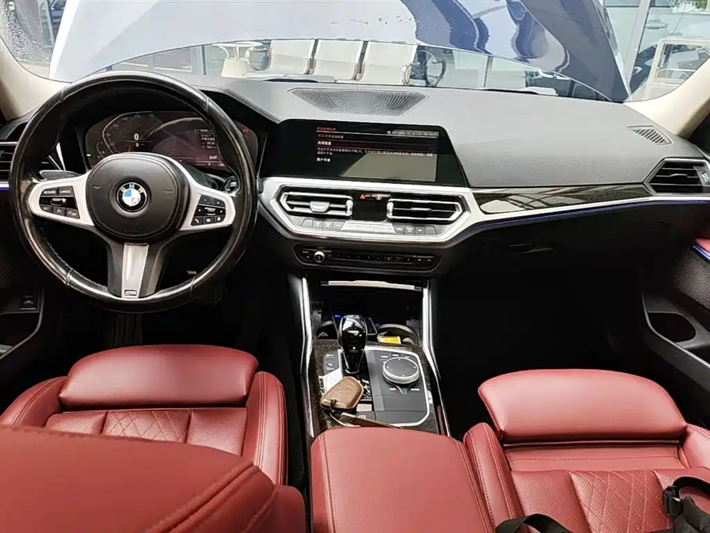 BMW 3-SERIES