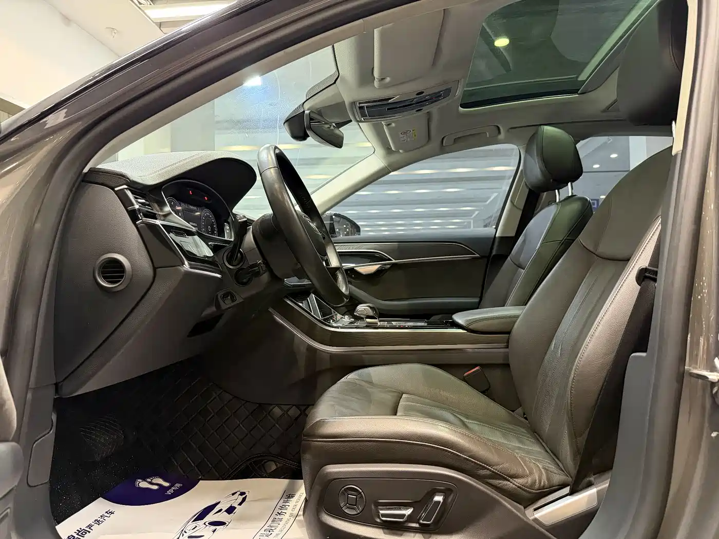 Audi A8 2018 A8L 55 TFSI quattro Launch Elite фото 19