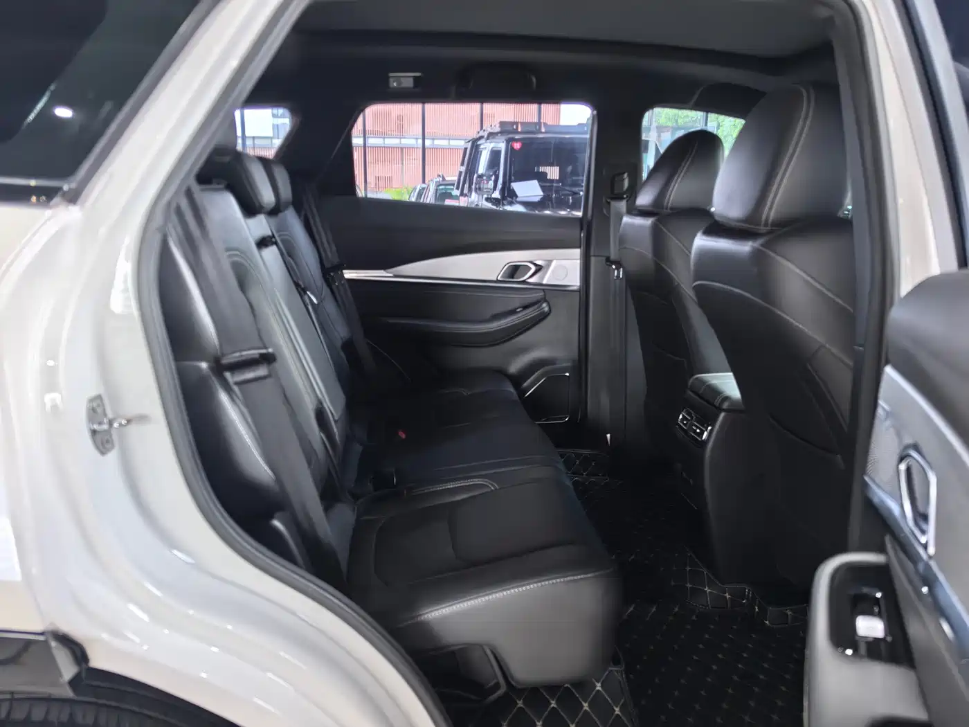 Jetour X70 Coupe 2020 2020 Model 1.6T DCT Jin Cool 5-Seater