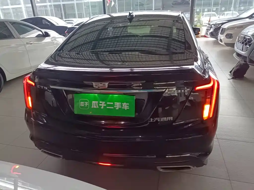 Фото 6 - Cadillac CT5