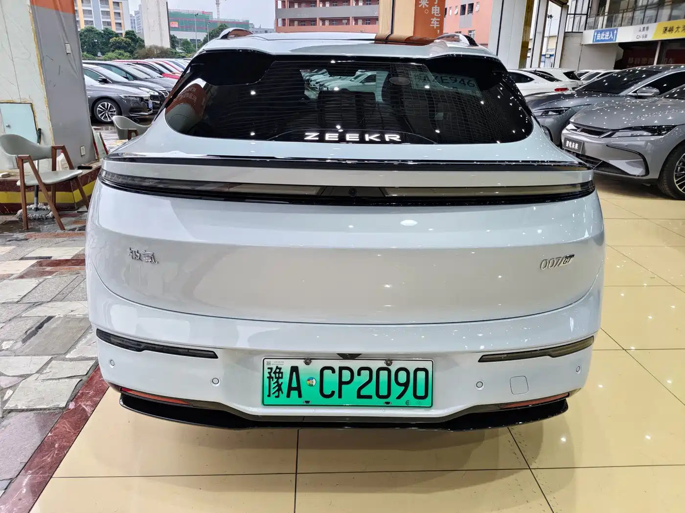 ZEEKR EXTREME KRYPTON 007GT