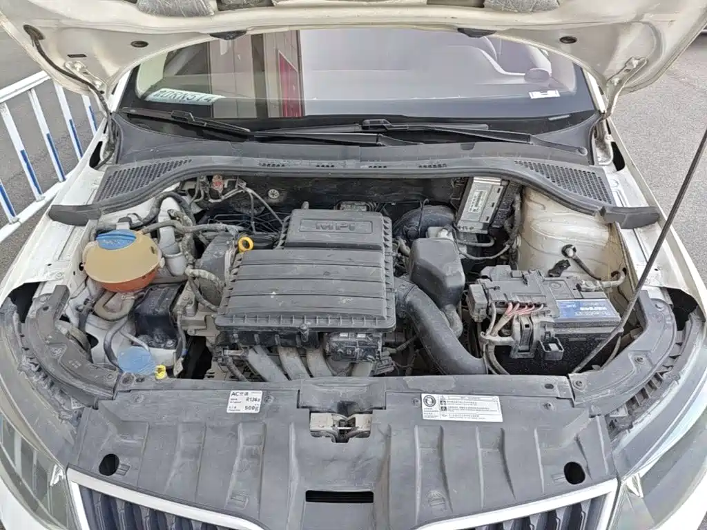 Škoda Fabia 2016 2015 1.4L Manual Advance Edition