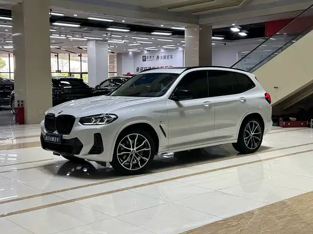 BMW X3 2023 xDrive30i Leading M Night Package