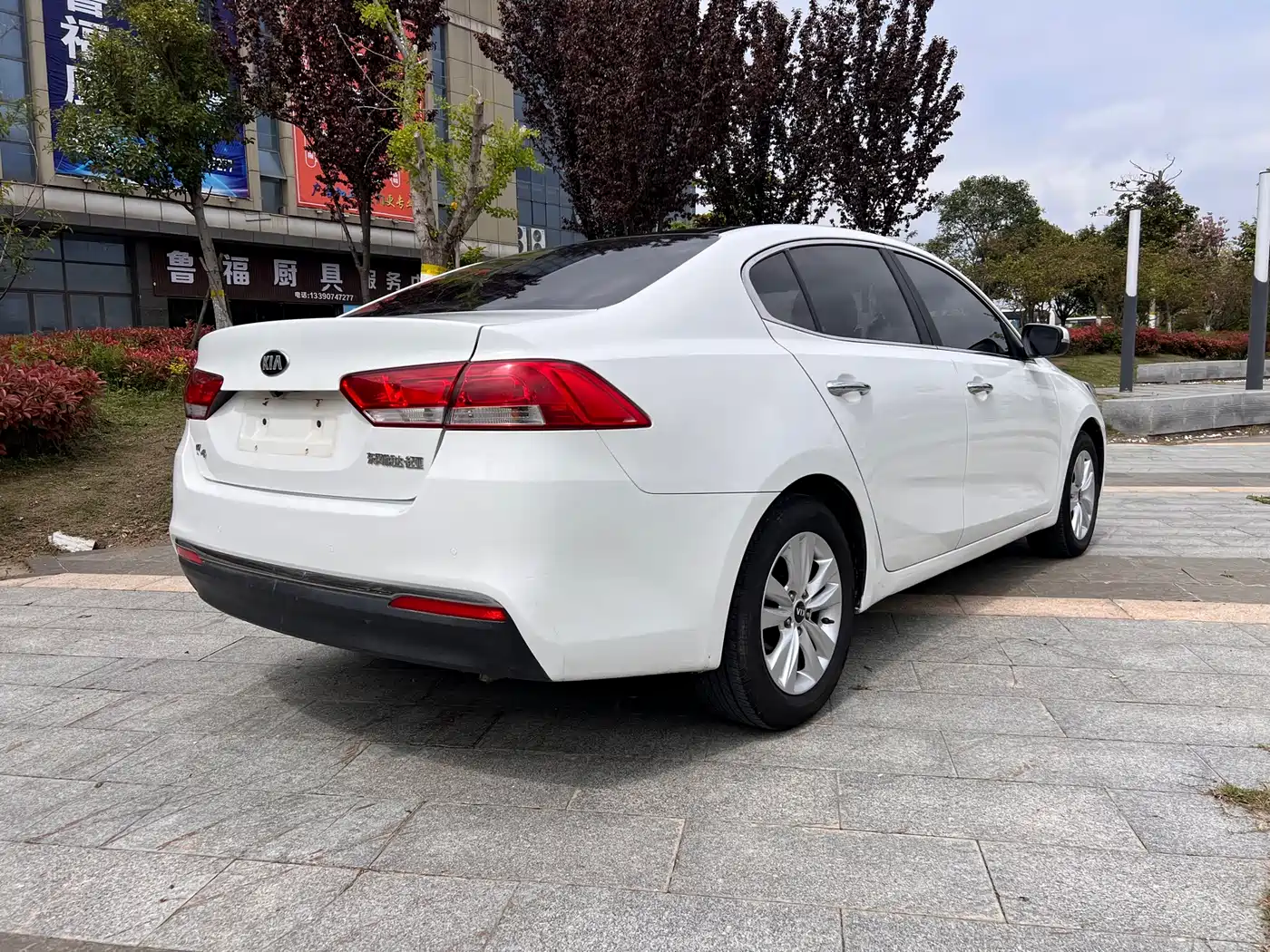 Kia K4 2014 1.8L Automatic GLS фото 8
