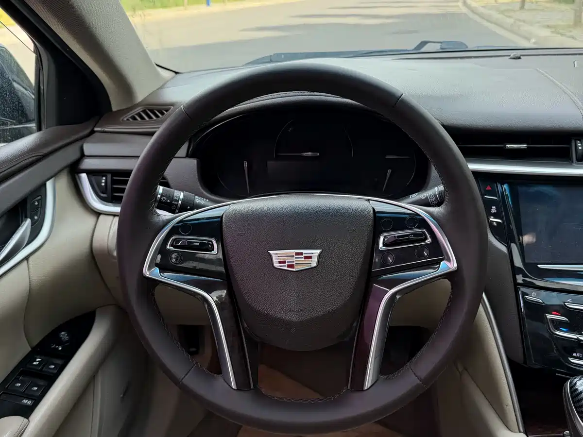 Cadillac XTS 2017 28T Technology фото 8