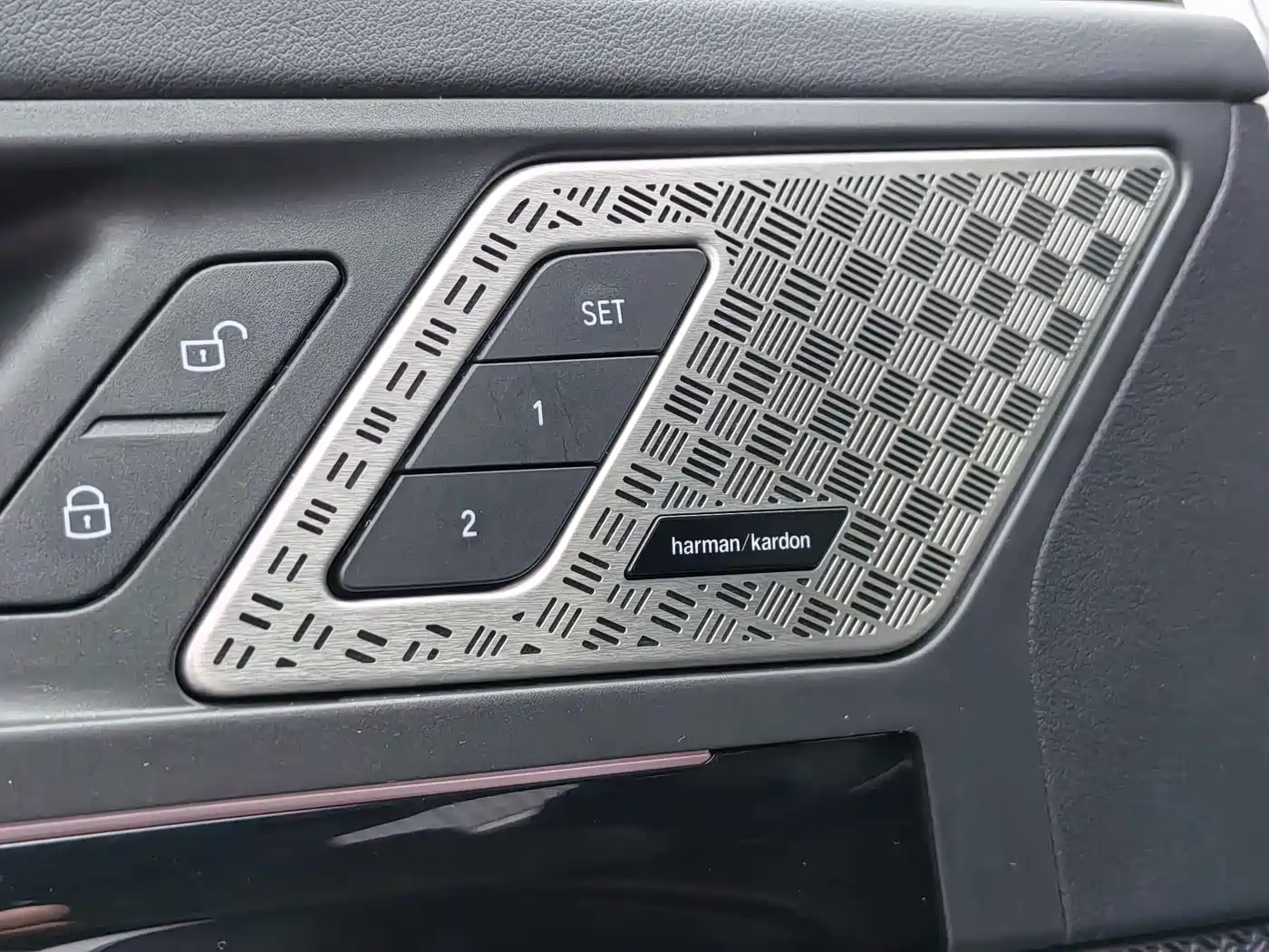 BMW X1 2024 2023 sDrive25Li X Design Package
