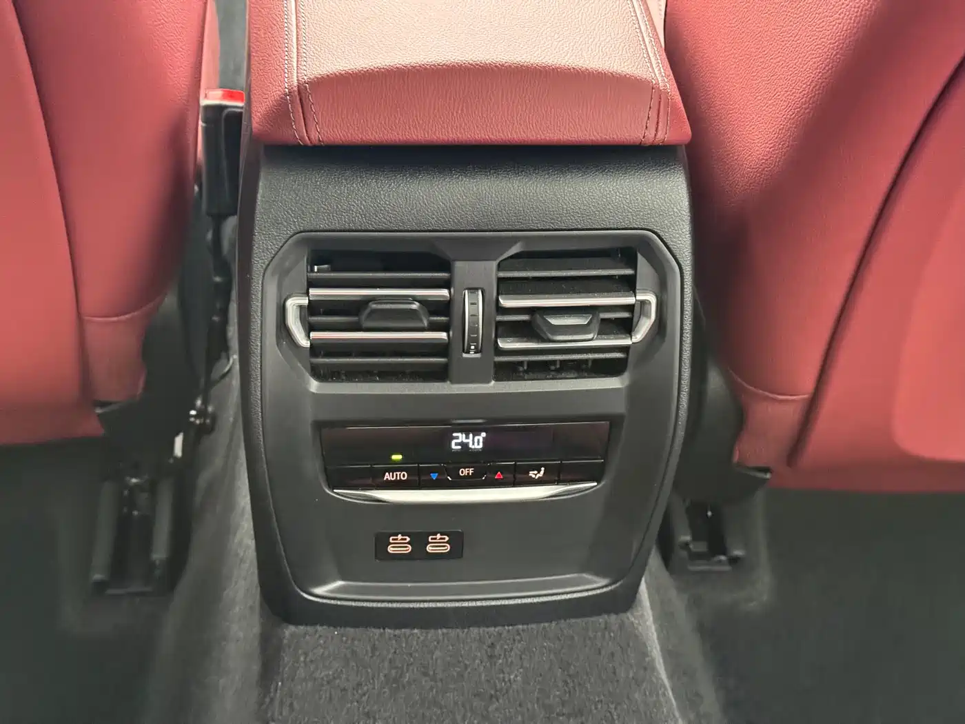 BMW 3 Series 2024 325Li M Sport Package фото 14