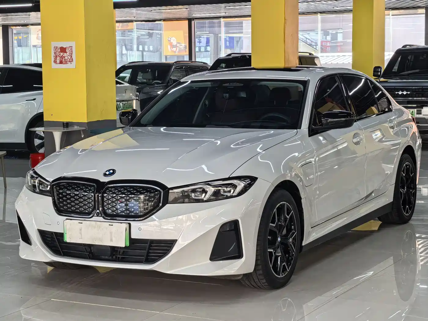 BMW i3 2025 eDrive 40 L Shadow Night Package