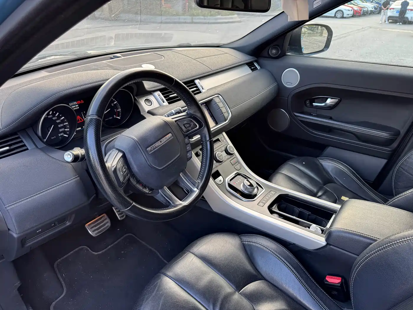 Фото 9 - Land Rover Range Rover Evoque (Import)