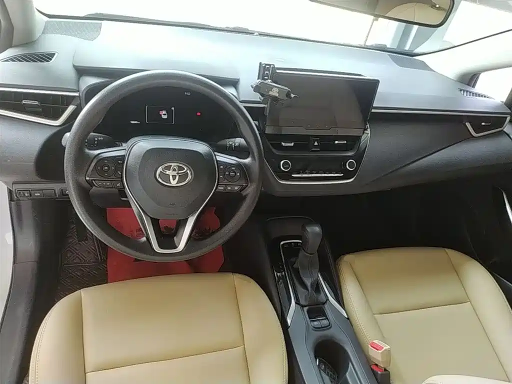 Toyota Corolla 2023 1.8L Smart Hybrid Dual Engine Elite Edition фото 10