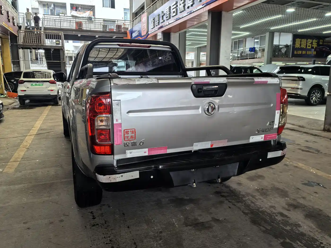 Dongfeng Rich 6 2022 2021 Model 2.3T Automatic 2WD Diesel Luxury Flat Long Cargo Box M9T