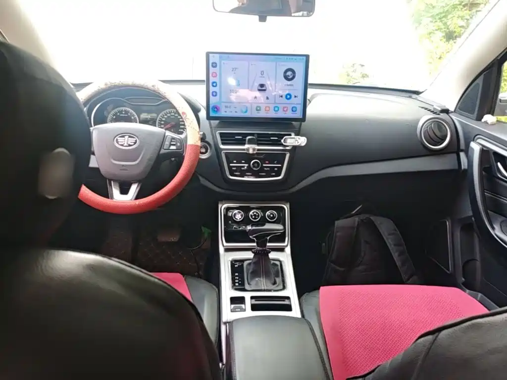 Besturn X40 2020 2019 1.6L Automatic Luxury China VI