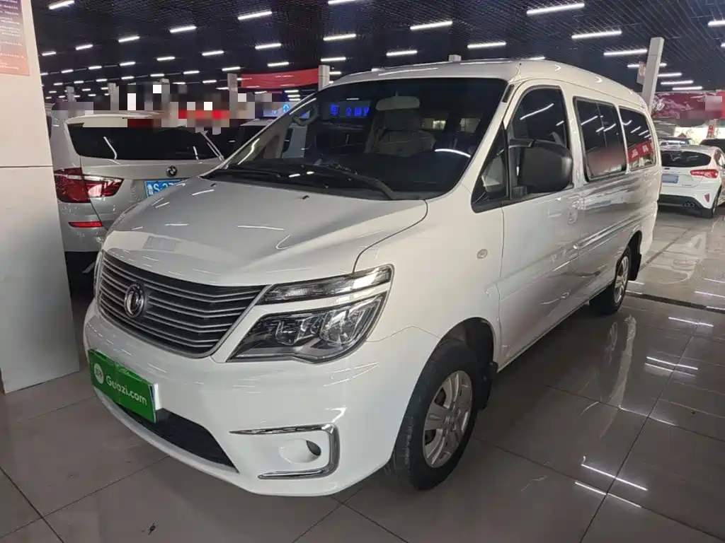 Dongfeng Fengxing Lingzhi 2017 — пригон из Китая