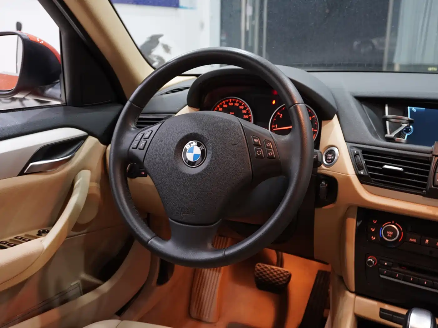 BMW X1 (Import) 2014 2012 sDrive18i Luxury